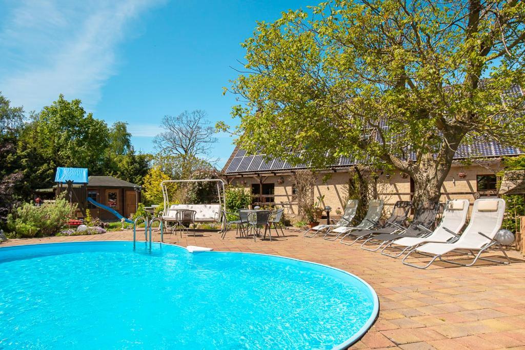 Ferienwohnung Am Walnussbaum Parchtitz Экстерьер фото