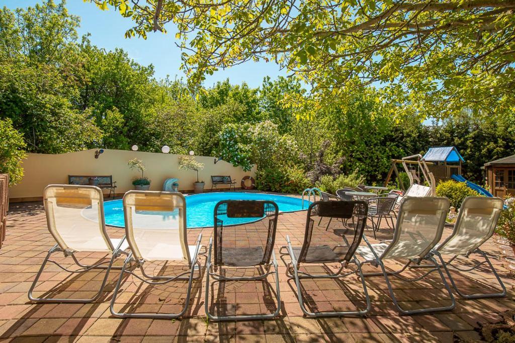Ferienwohnung Am Walnussbaum Parchtitz Экстерьер фото