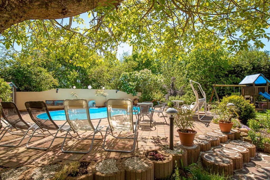Ferienwohnung Am Walnussbaum Parchtitz Экстерьер фото