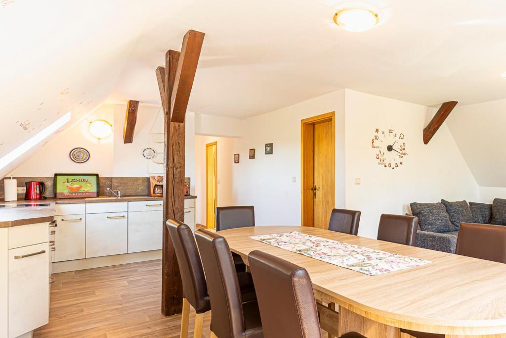 Ferienwohnung Am Walnussbaum Parchtitz Экстерьер фото